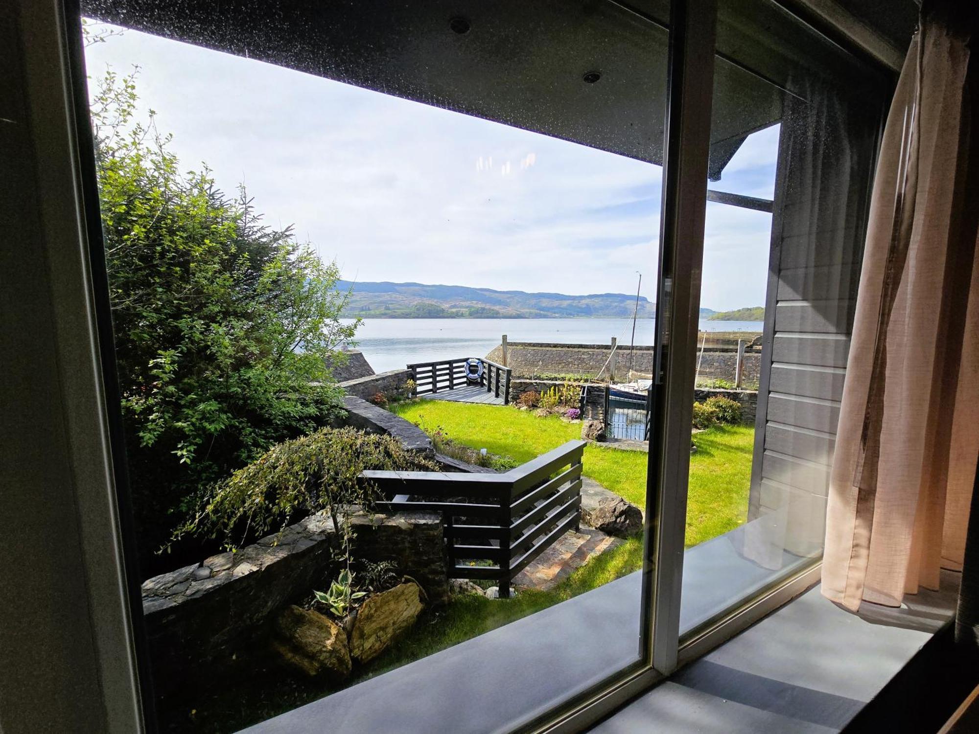 Melfort Pier & Harbour Resort Kilmelfort Zimmer foto