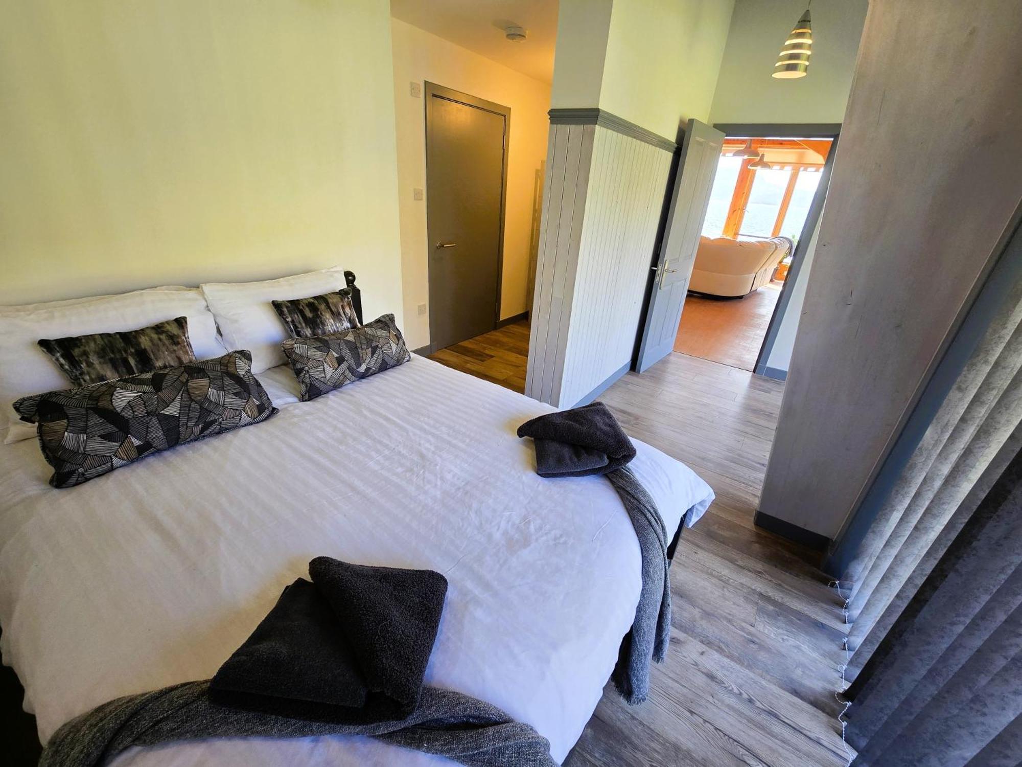 Melfort Pier & Harbour Resort Kilmelfort Zimmer foto